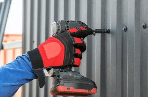 Travaux de zinguerie - Vif